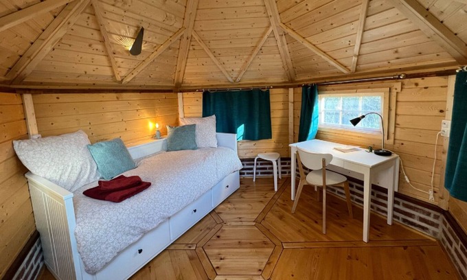 Saint Usuge Casa | AN OASIS WHERE TO FIND THE ESSENTIALS AND TAKE A BREAK IN CONSCIOUSNESS & IN