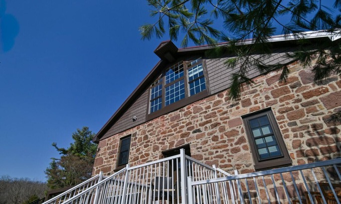 Stouchsburg Apartamento | An old mill from the 1800`s has been renovated into a Mill House with three Suites - two with private entrances