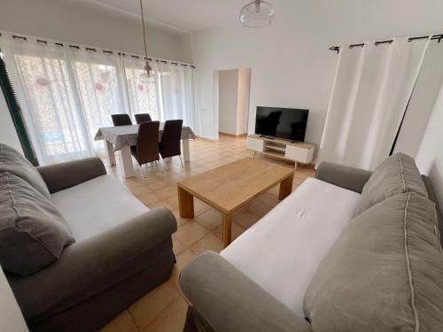 La Oliva Casa | Anahi Homes Corralejo- Dracaena 16