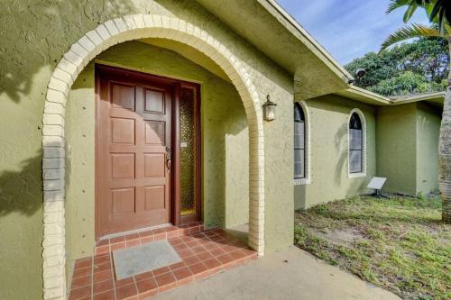 Lake Worth Casa | Ananda Farmhouse and Retreat.