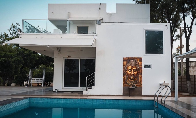 Gajwel Otro | Anandam Orchard 3BR Farmstay in Hyderabad by Homeyhuts