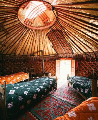 Naryn Region Otro | Anarbek's Yurt Camp