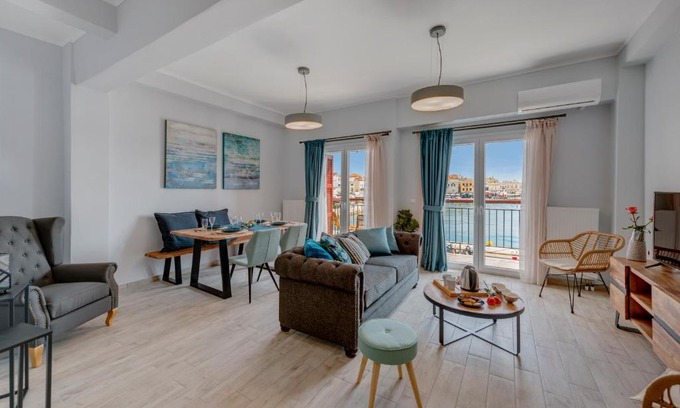 Ermoupoli Apartamento | Anaria Blue Suite