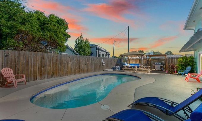 El Centro Beach Casa | Anchors Away - Private Pool, Seasonal Hot Tub, Game Room, Walk to Beach, Pets OK