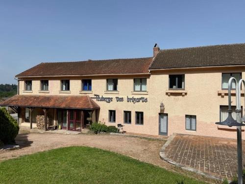 Quarre-les-Tombes Casa | Ancienne Auberge des Brizards - Morvan (14 personnes)