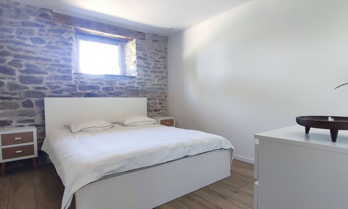 Comps-la-Grand-Ville Casa | Ancienne Bergerie Rénovée , Proche des Lacs, Sentiers Pédestres
