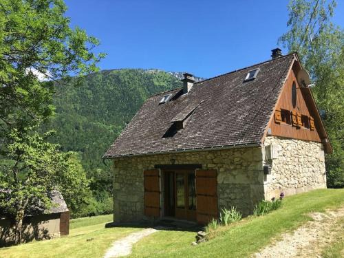 Saint-Pierre-d'Entremont Chalet De Esquí | ancienne grange rénovée