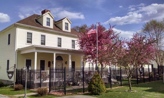 Peterson Casa | Andor Wenneson Inn
