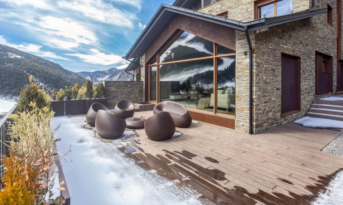 El Tarter Chalet De Esquí | Andorra Mountain - Four Bedroom Chalet, Sleeps 8