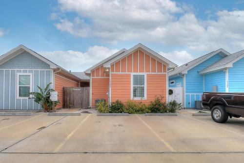 Corpus Christi Casa | Anegada Village Dreamcicle