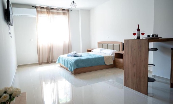 Kropia Apartamento | Anesis Airport rooms 306