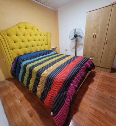 Cuadro Nacional Apartamento | Angel alojamiento