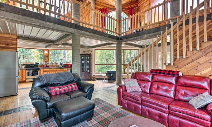 Angel Fire Cabina | Angel Fire Cabin w/ Deck ~ 2 Mi to Ski & Hiking!