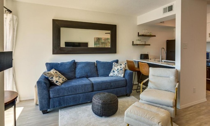 Angel Fire Apartamento | Angel Fire Condo with Balcony and Mountain Views!
