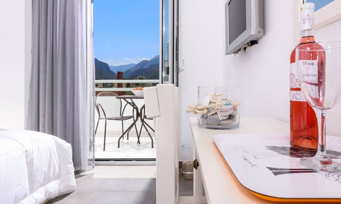 Sissi Casa | Angela Studios & Apartments
