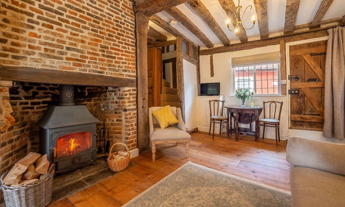 Wissington Apartamento | Angelic 16th Century cottage in key Constable village - Bear Cottage