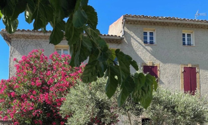 Violes Apartamento | ANGELOT apartment for 2 people on the 2nd floor pets allowed under 16 kg
