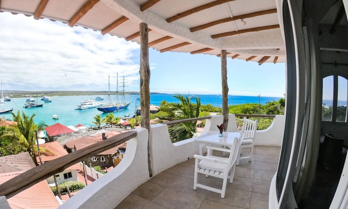 Bahía de la Academia Hotel | Angermeyer Waterfront Inn