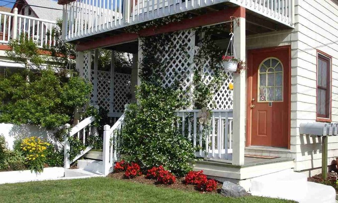 Northeast Virginia Beach Apartamento | Angie's Guest Cottage