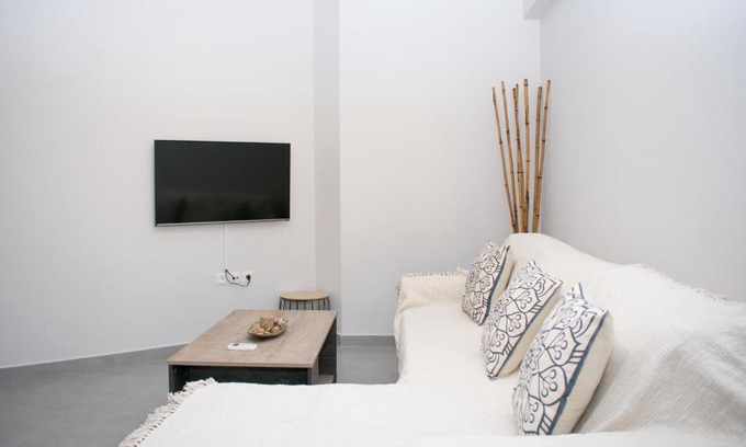 Kiveri Casa | Angie’s apartment