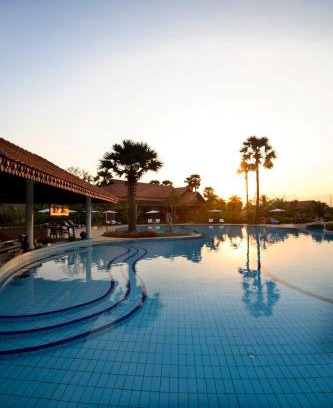 Siem Reap Complejo | Angkor Palace Suite & Villa