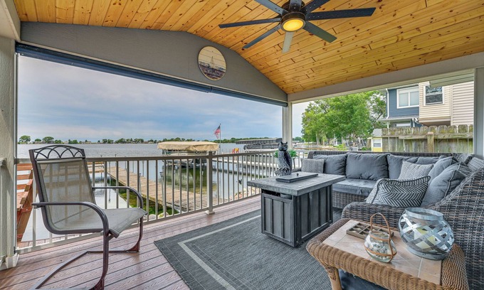 Belmond Cabaña | Angler's Cottage on Lake Cornelia: Pets Welcome!