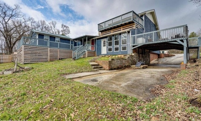 Dayton Apartamento | Anglers Paradise. Couples Retreat.
