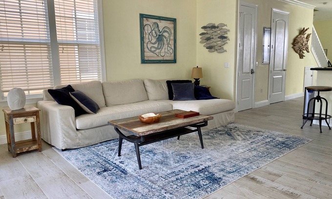 Islamorada Casa | Anglers Reef Islamorada home with ocean views, private marina, beach & pool