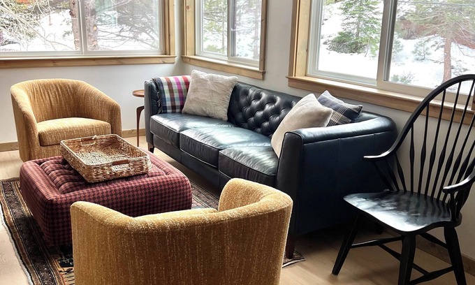 South Lake Tahoe Casa | Angora Highlands Updated Home, close to Fallen Leaf Lake, quiet location!