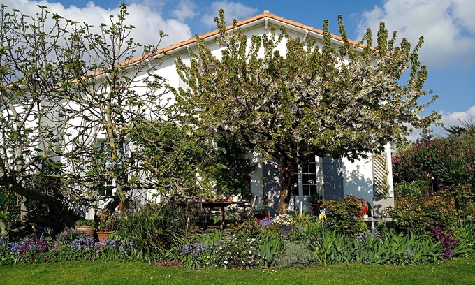 Angoulins Casa | Angoulins - Belle Maison Avec Grand Jardin en Bord de mer