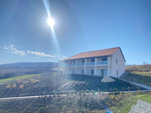 Ratka Cama Y Desayuno | Angyal Villa