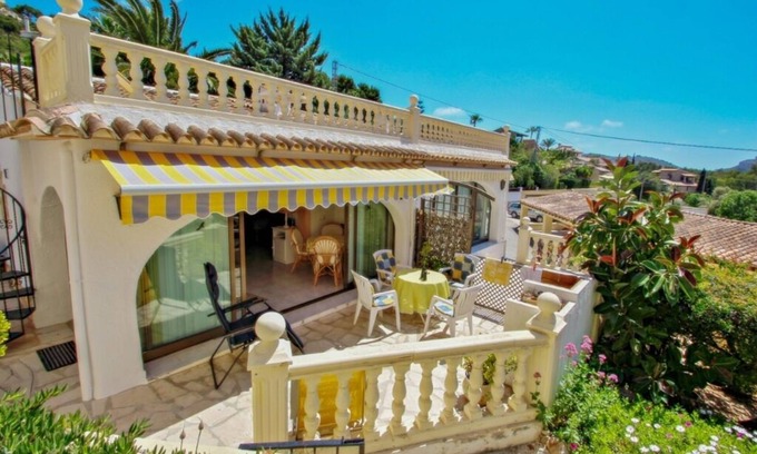 Paichi Villa | Anita - bungalow de vacaciones con vista al mar en Teulada