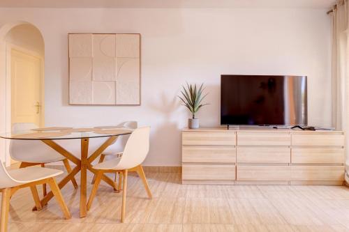 San Luis de Sabinillas Apartamento | Anna del Mar Coastal Boho