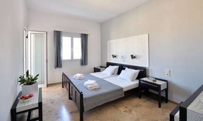 Vathianos Kampos Hotel | Habitación doble de Anna a 150 metros del mar