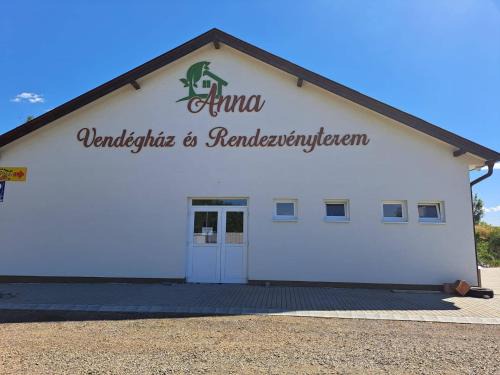 Hajdunanas Casa | Anna Vendégház és Rendezvényterem