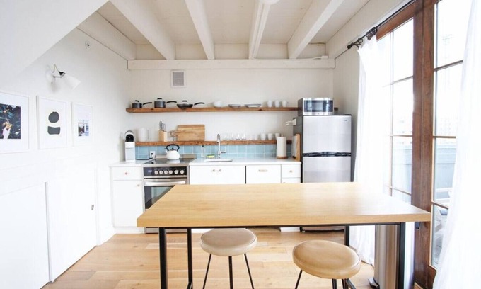Yamacraw Village Apartamento | Annabelle 4B - Bright Loft With a Patio in Downtown Savannah