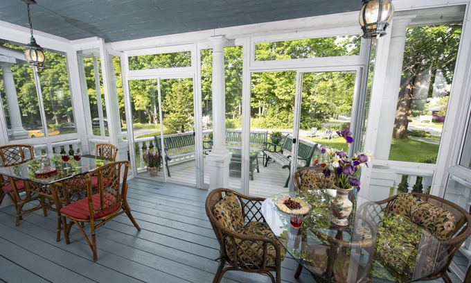 Bar Harbor Cama Y Desayuno | Anne's White Columns Inn