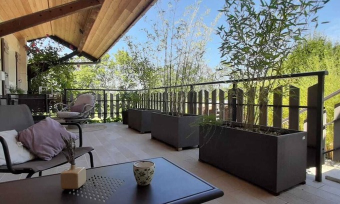 Annecy-le-Vieux Casa | Annecy el viejo, idealmente ubicado, 2 habitaciones todas las comodidades, terraza y jardín.