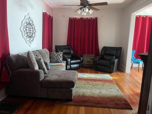 Valentine Casa | Annie's House