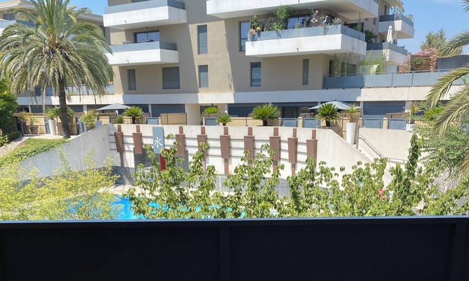 Juvignac Apartamento | Beautiful F2, residence with swimming pool
