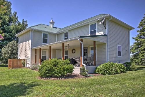 Blue Ridge Casa | Annys Farm House in Round Hill Wine Country!