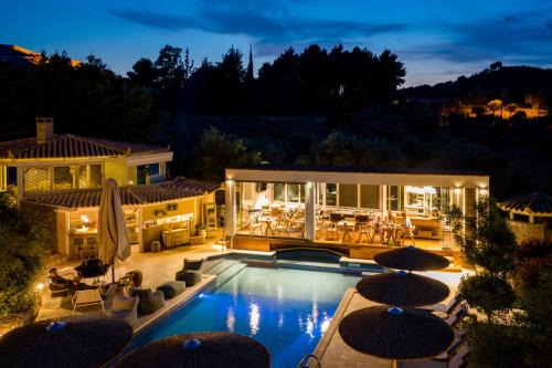 Nafplion City Centre Hotel | Anthemion Suites and Villas