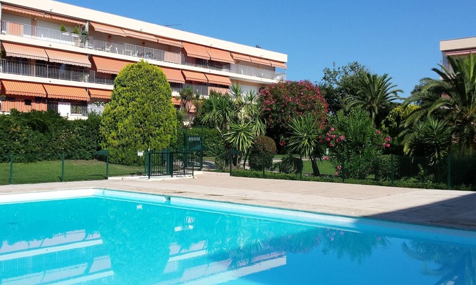 Plaine de la Brague Apartamento | Residencia Antibes con piscina, tenis, terraza muy grande, jardín, mar prox