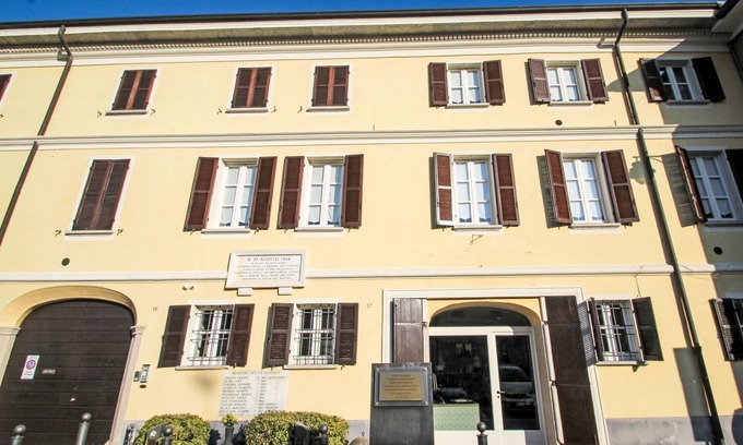 Borgo Ticino Apartamento | Antica Casa Balsari by Interhome
