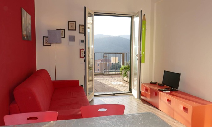 Civezza Apartamento | Antica Torre by Interhome