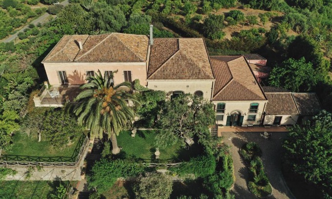 Calatabiano Casa | Antico Borgo Etneo Country Hotel