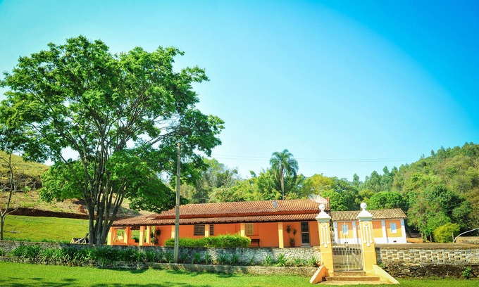 Socorro Casa | Antiga Fazenda de Café, Casa de 1917, Piscina de Agua Mineral