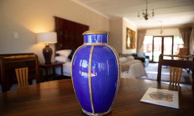 George Casa | Antiqua Guest House