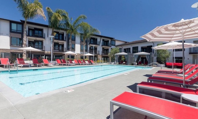 Morse Park Condominio | Anton 1101 1BR – Relaxing Retreat w/ Pool & More!