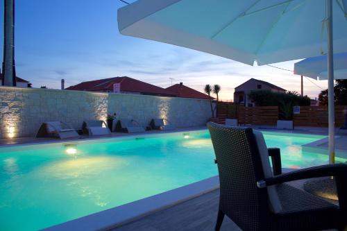 Biograd na Moru Apartamento | Antonija Apartments with Pool
